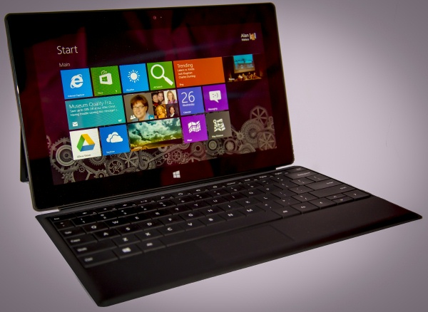 Alan Wallace: Microsoft Surface With Windows RT Review, Biggest Pros, Cons